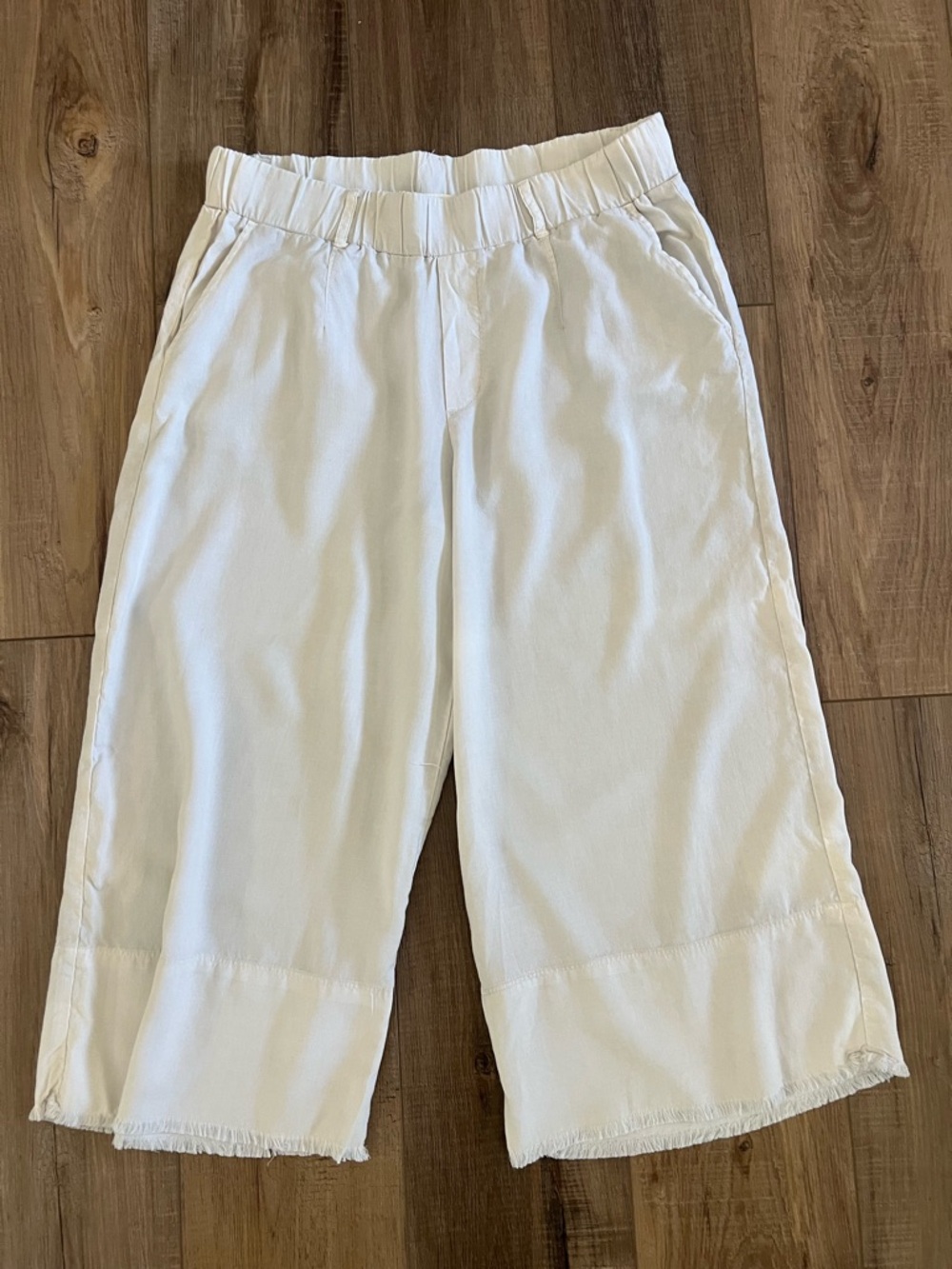 Anthropologie Cloth&Stone Wide Leg Pants Women Medium Tencel Raw Hem Boho Beach